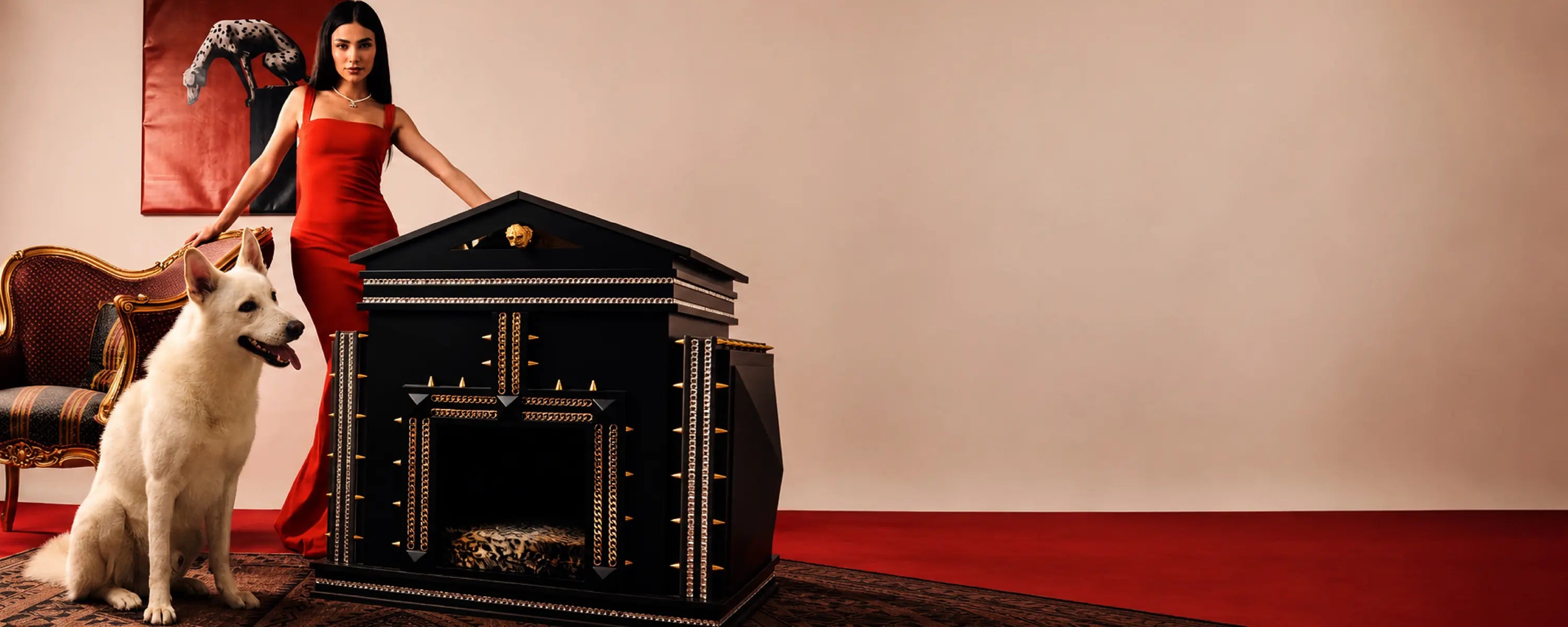 FUROAR Hollywood Luxury Pet kennels Made for the Spotlight.