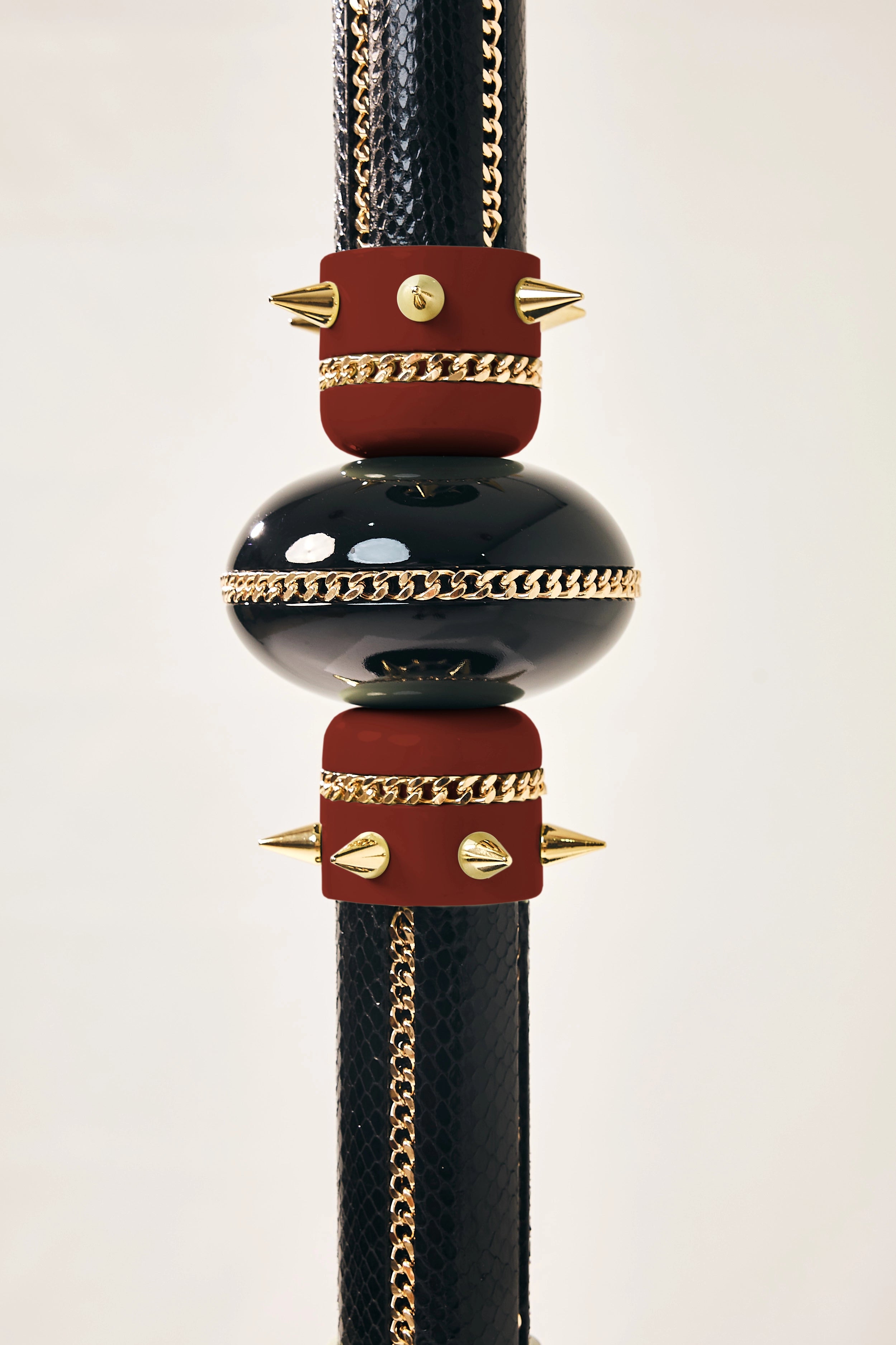 VIZIAR — The Crowned Pedestal Falcon Perch