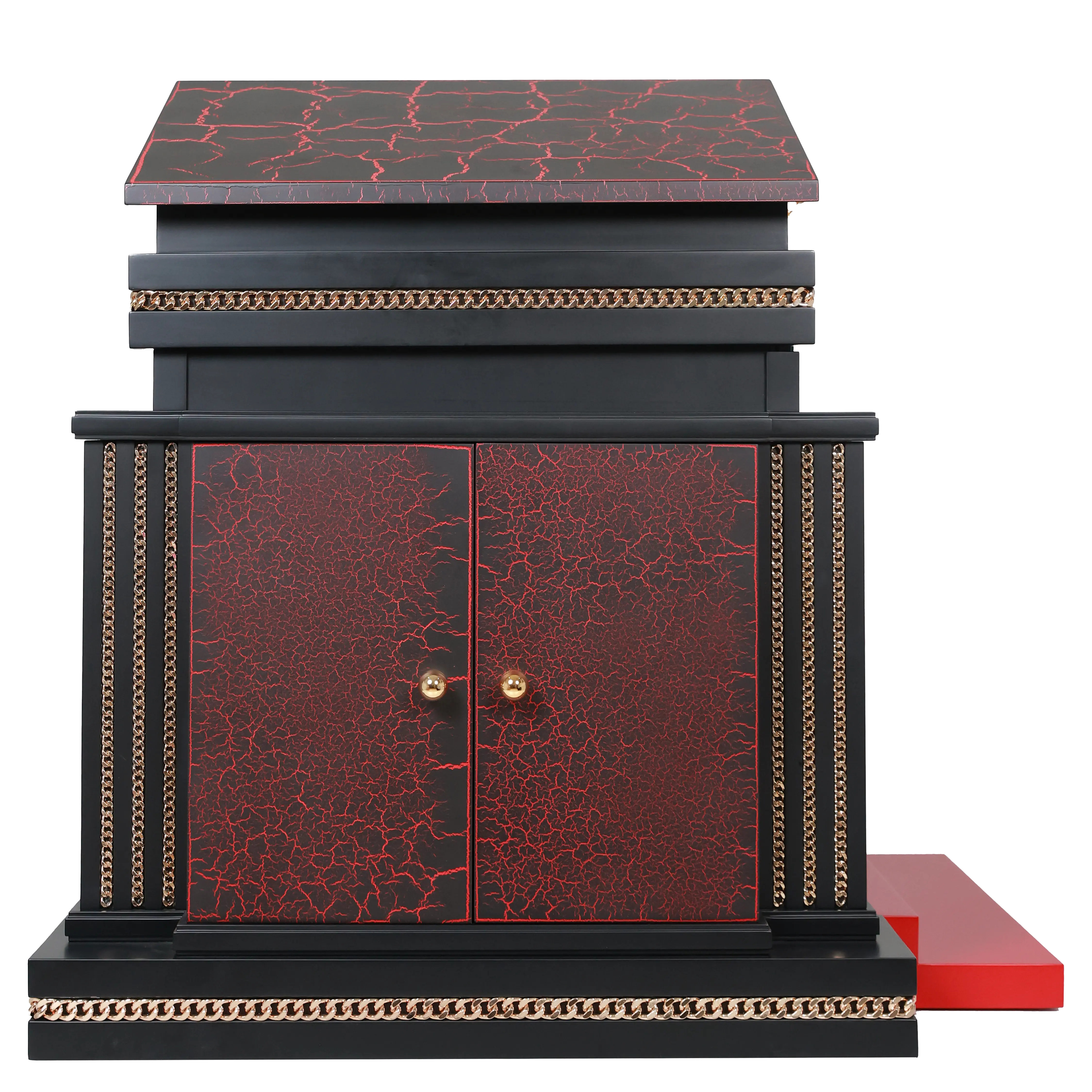 Seamless bespoke hidden storage in The Star XL dog kennel house for Mastiffs.