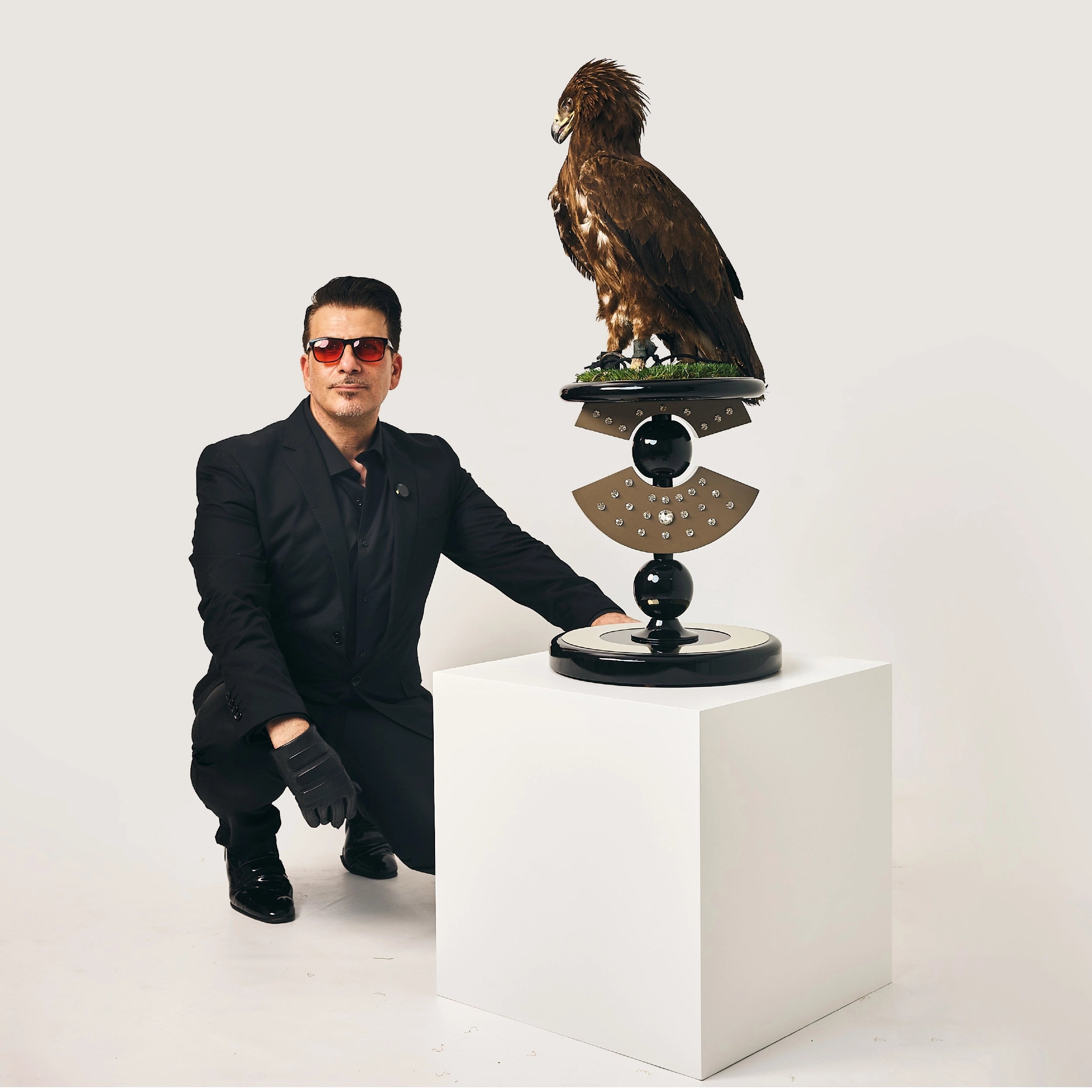 The Founder of FUROAR with a ultra luxury Falcon perch